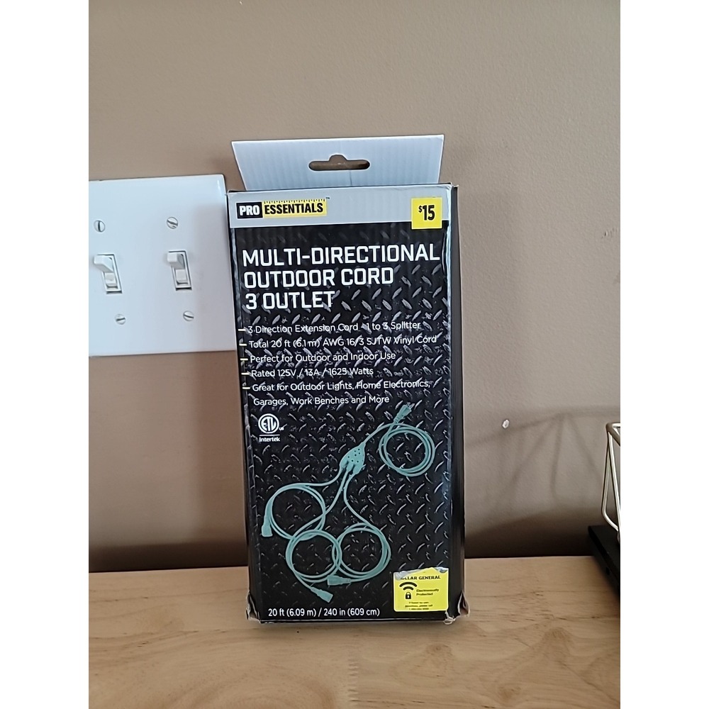 Pro Essentials Multi-Directional Outdoor/Indoor Cord 3 Outlet 20 feet Splitter
